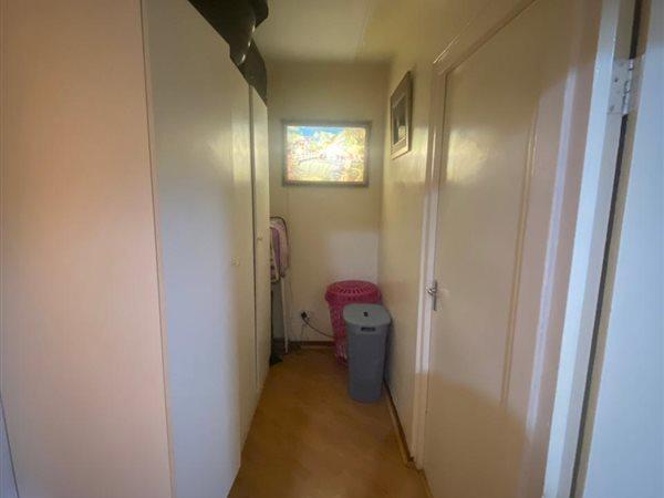 2 Bedroom Property for Sale in Maitland Western Cape